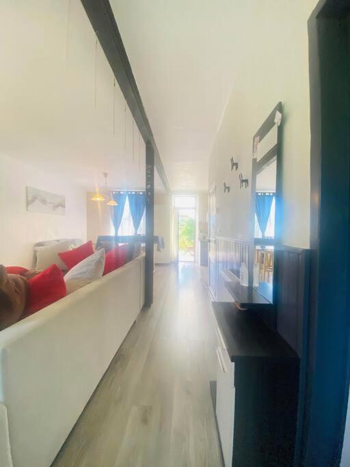 Cocon Familial Apartment Laon Bagian luar foto